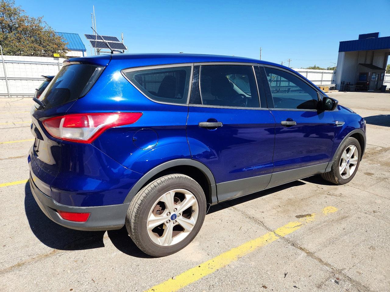 2016 Ford Escape S - Image 3