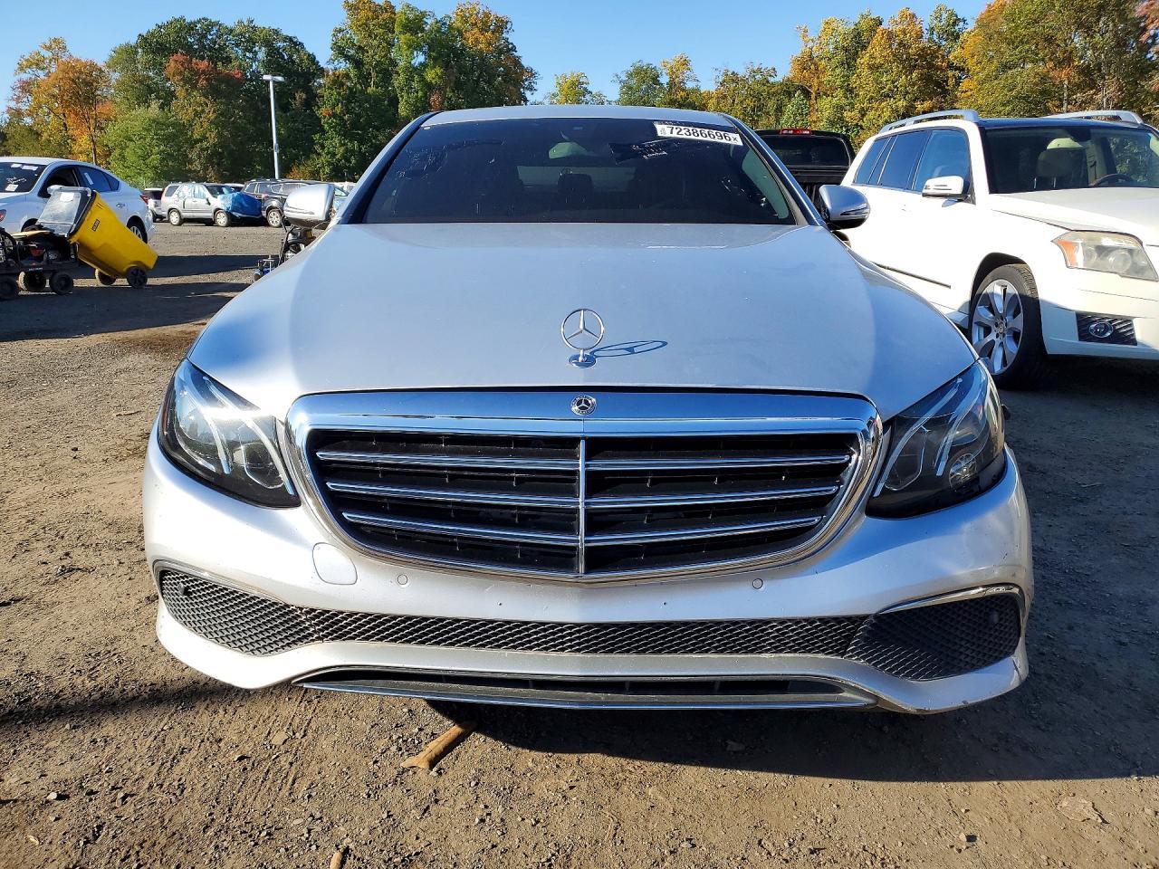 2017 Mercedes-Benz E 300 4Matic - Image 5