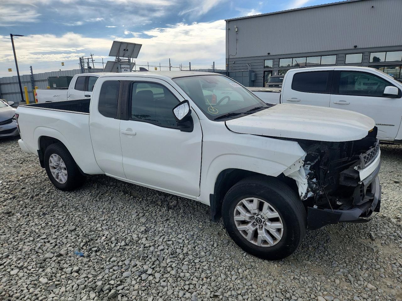 2022 Nissan Frontier Sv - Image 4