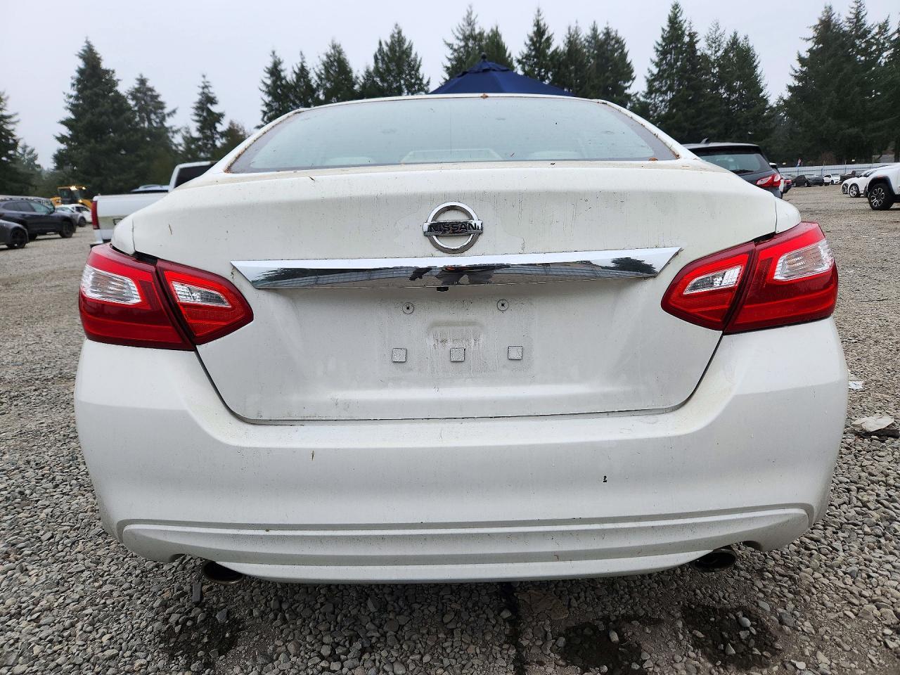 2016 Nissan Altima 2.5 S - Фото 6