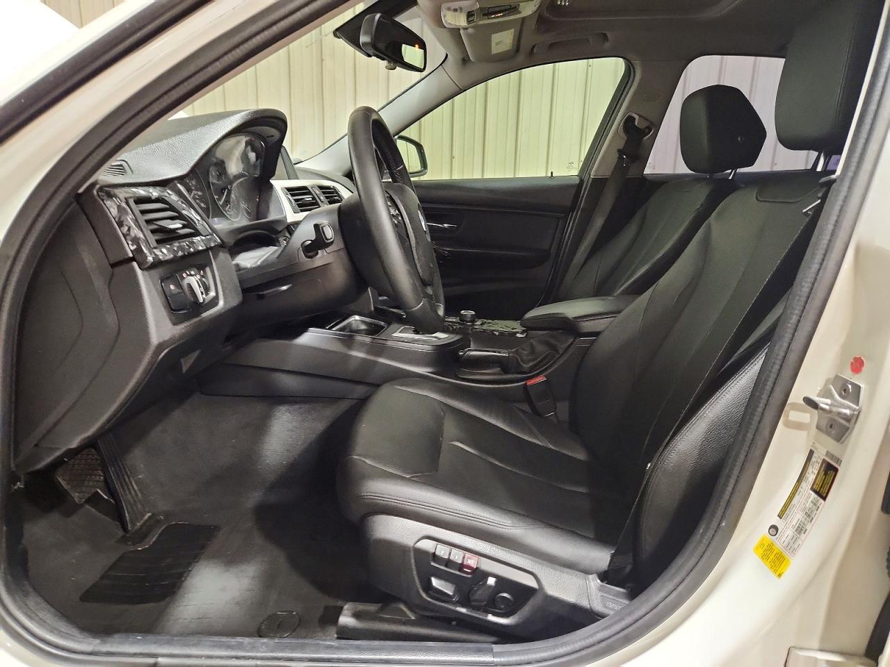 2015 BMW 320 I - Фото 7