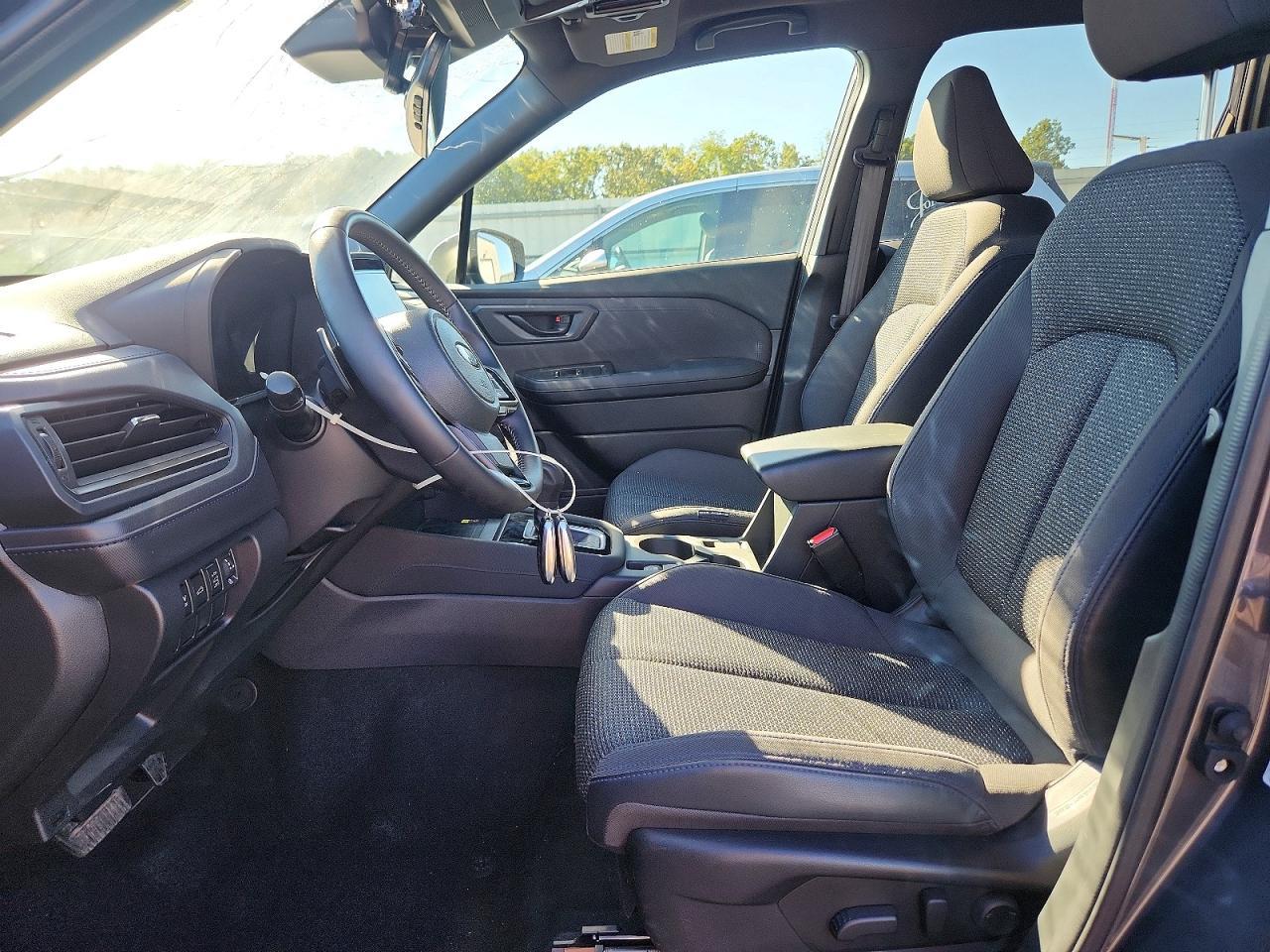 2025 Subaru Forester Premium - Фото 7