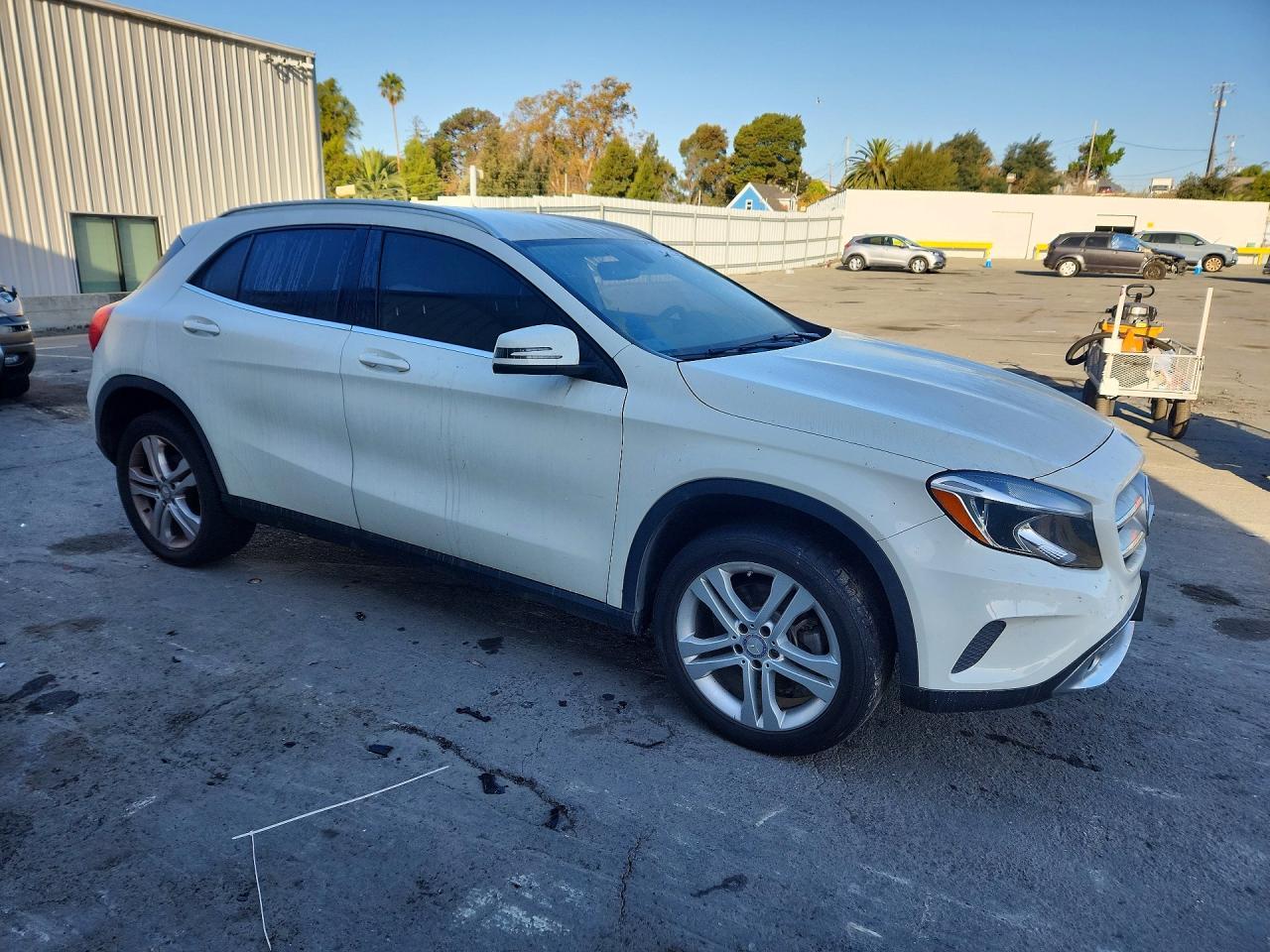 2015 Mercedes-Benz Gla 250 4Matic - Image 4
