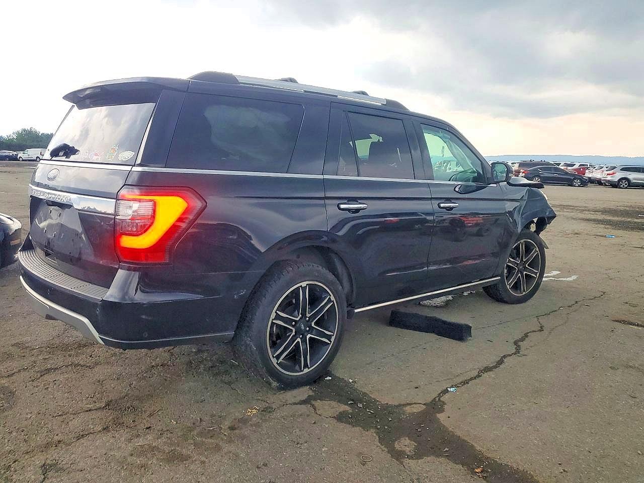 2020 Ford Expedition Limited - Фото 3