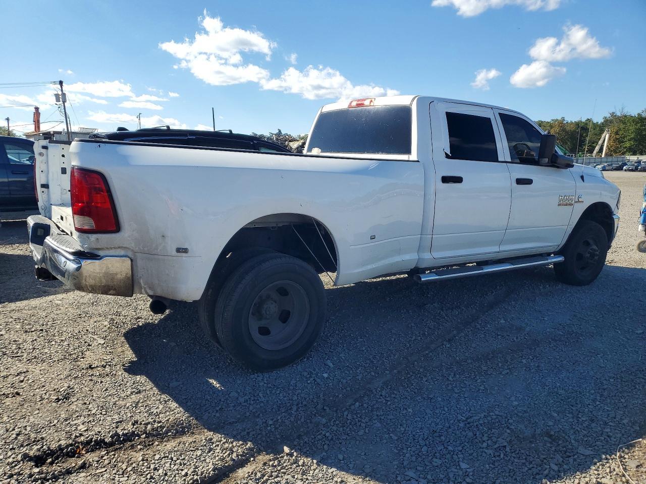 2016 Ram 3500 St - Фото 3