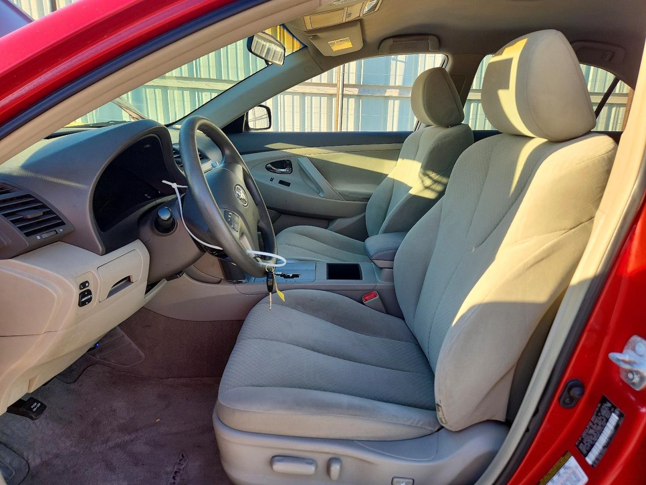 2007 Toyota Camry Le - Image 7