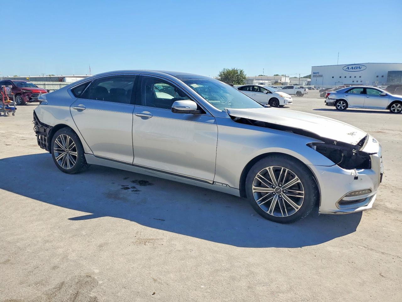 2018 Genesis G80 3.8 - Image 4