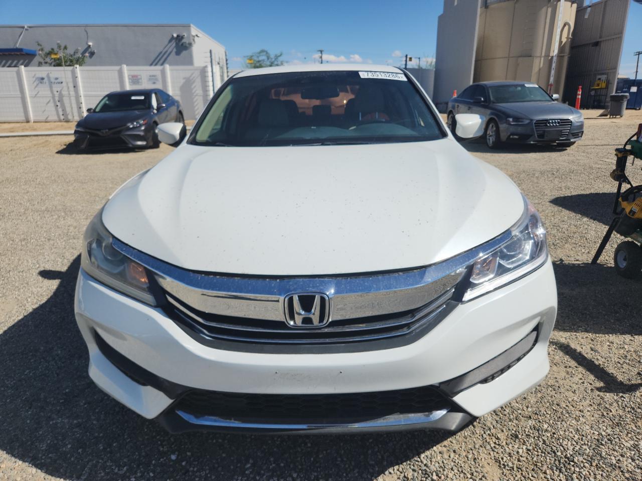 2017 Honda Accord Lx - Фото 5