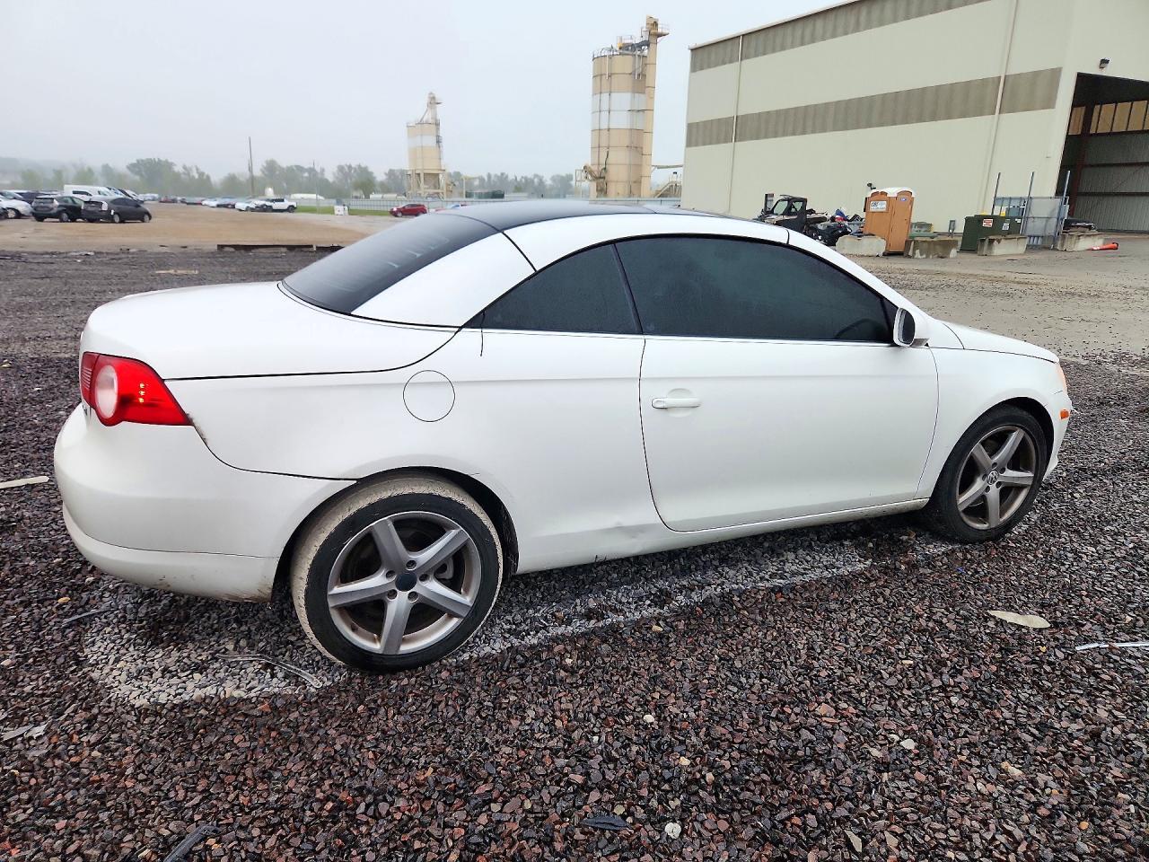 2007 Volkswagen Eos 2.0T Sport - Фото 3