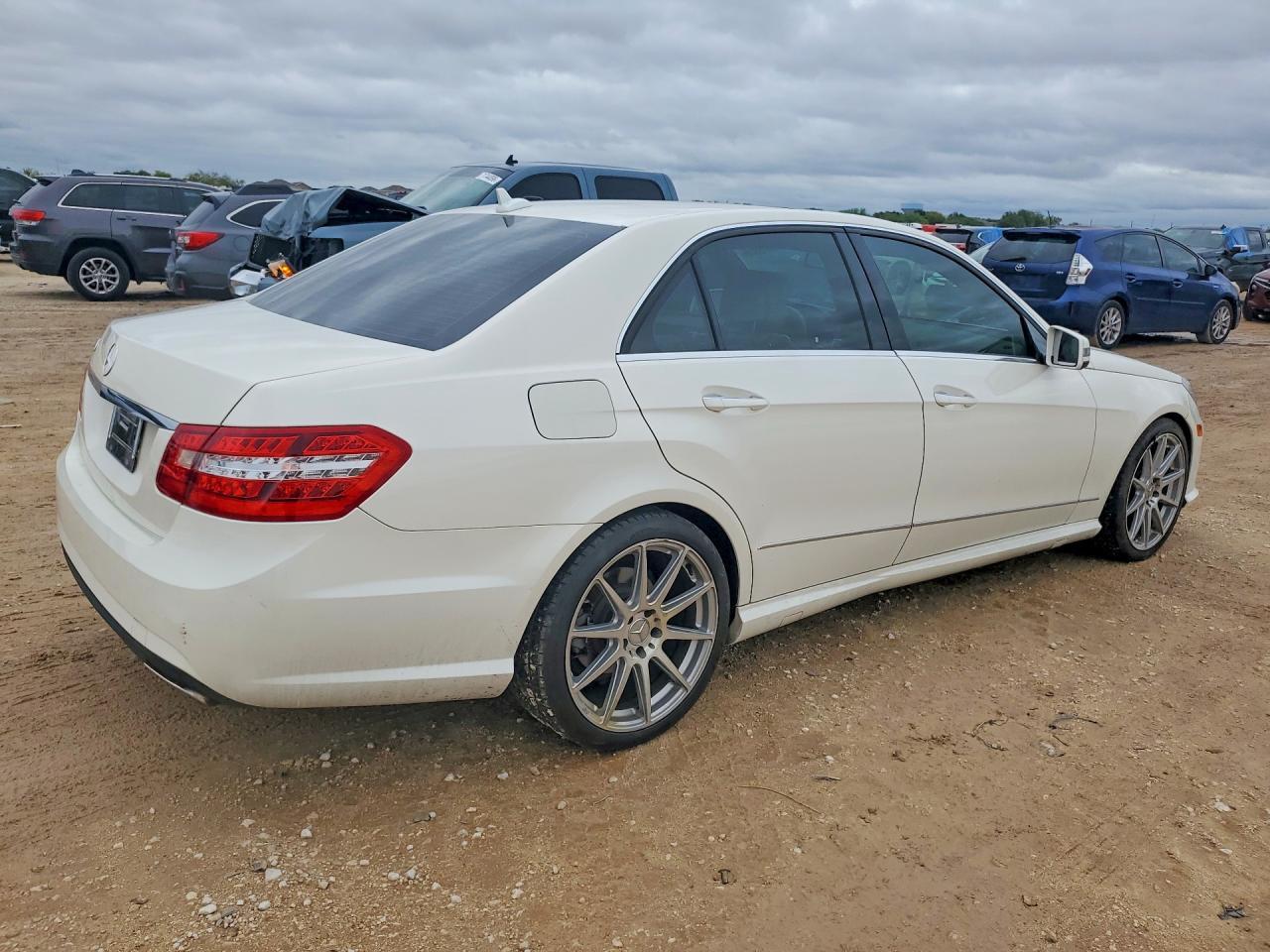 2013 Mercedes-Benz E 350 - Фото 3