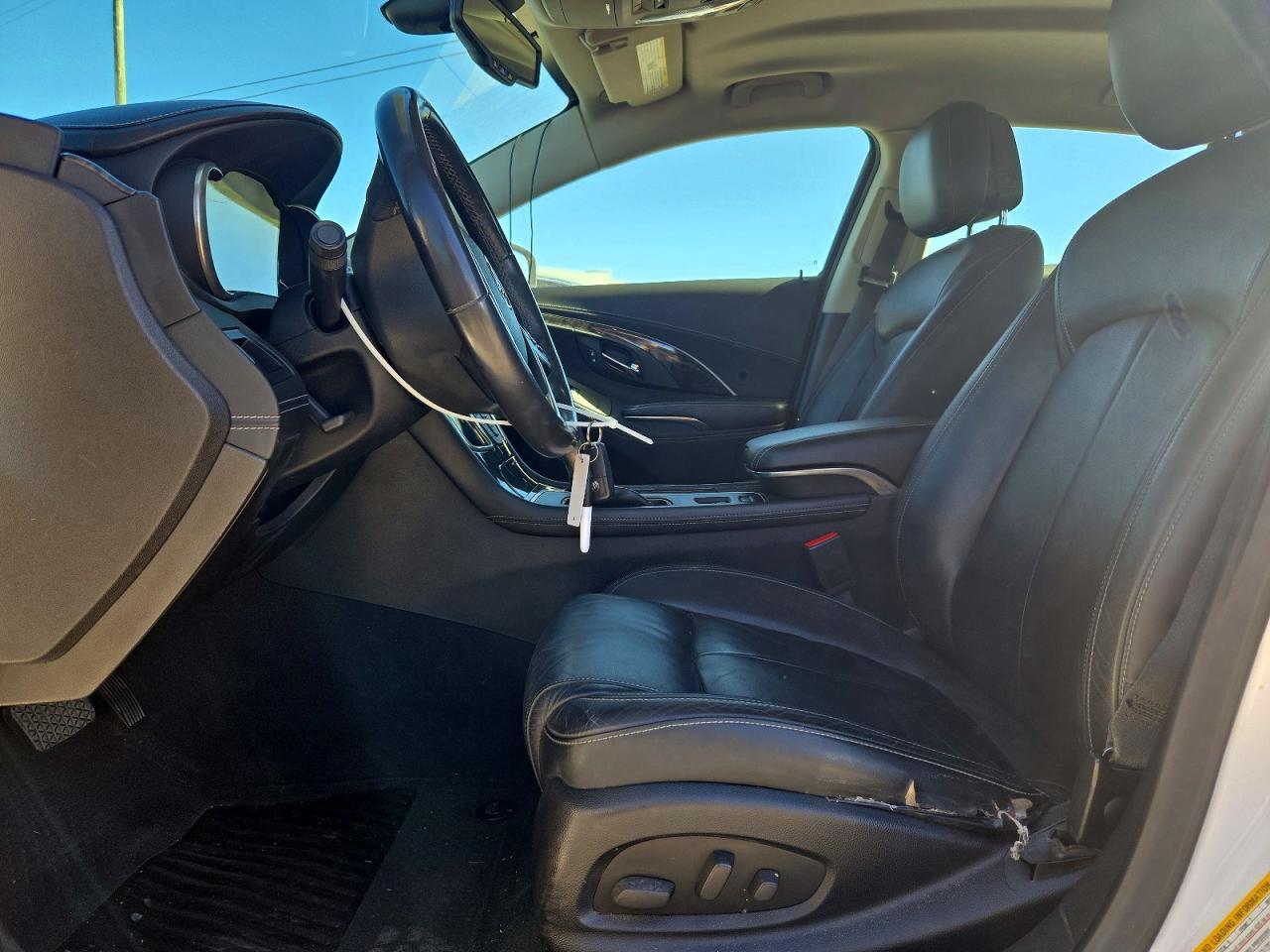 2014 Buick Lacrosse - Image 7