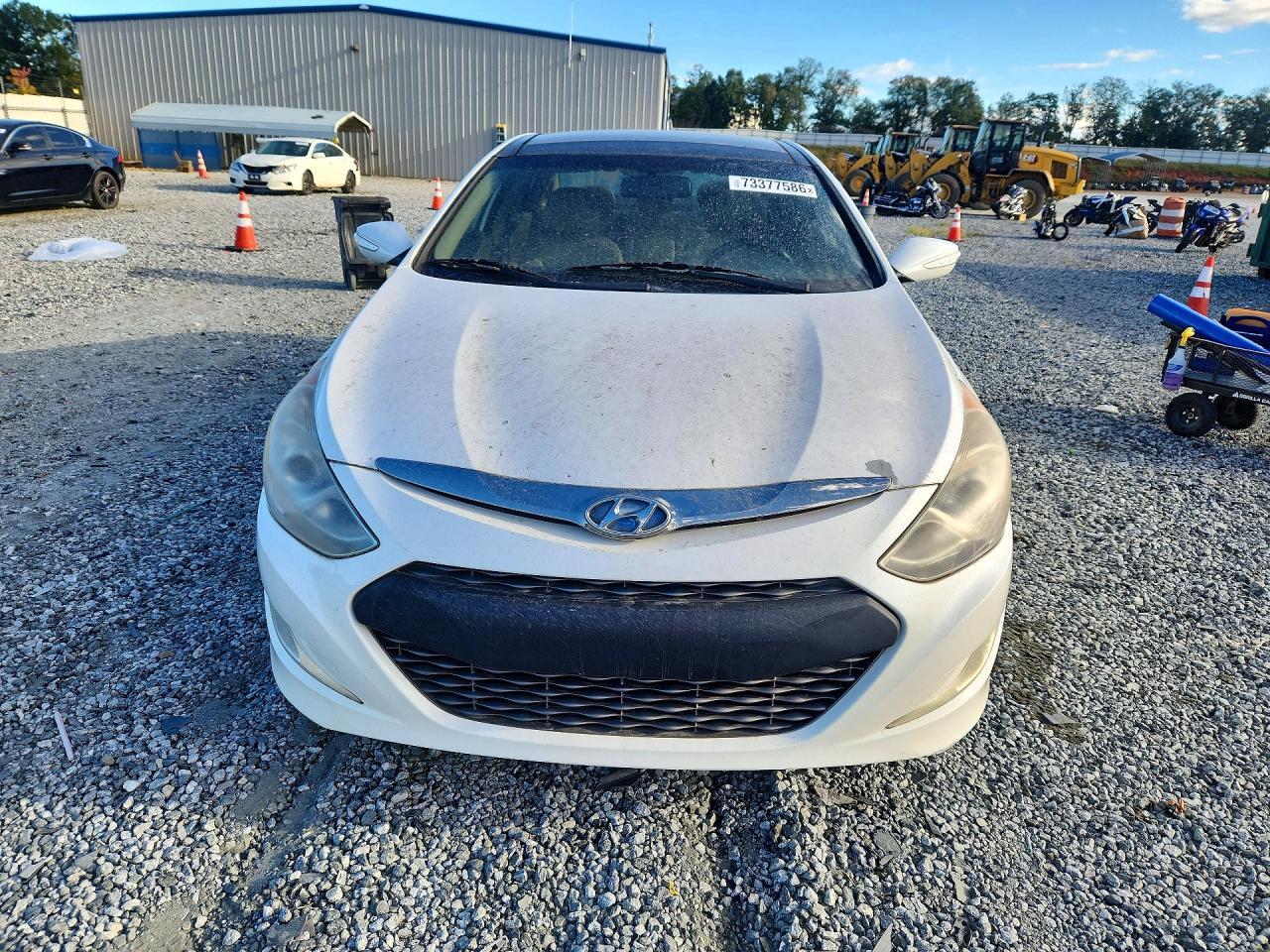 2012 Hyundai Sonata Hybrid - Image 5