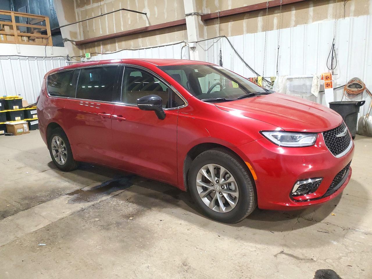 2025 Chrysler Pacifica Select - Image 4