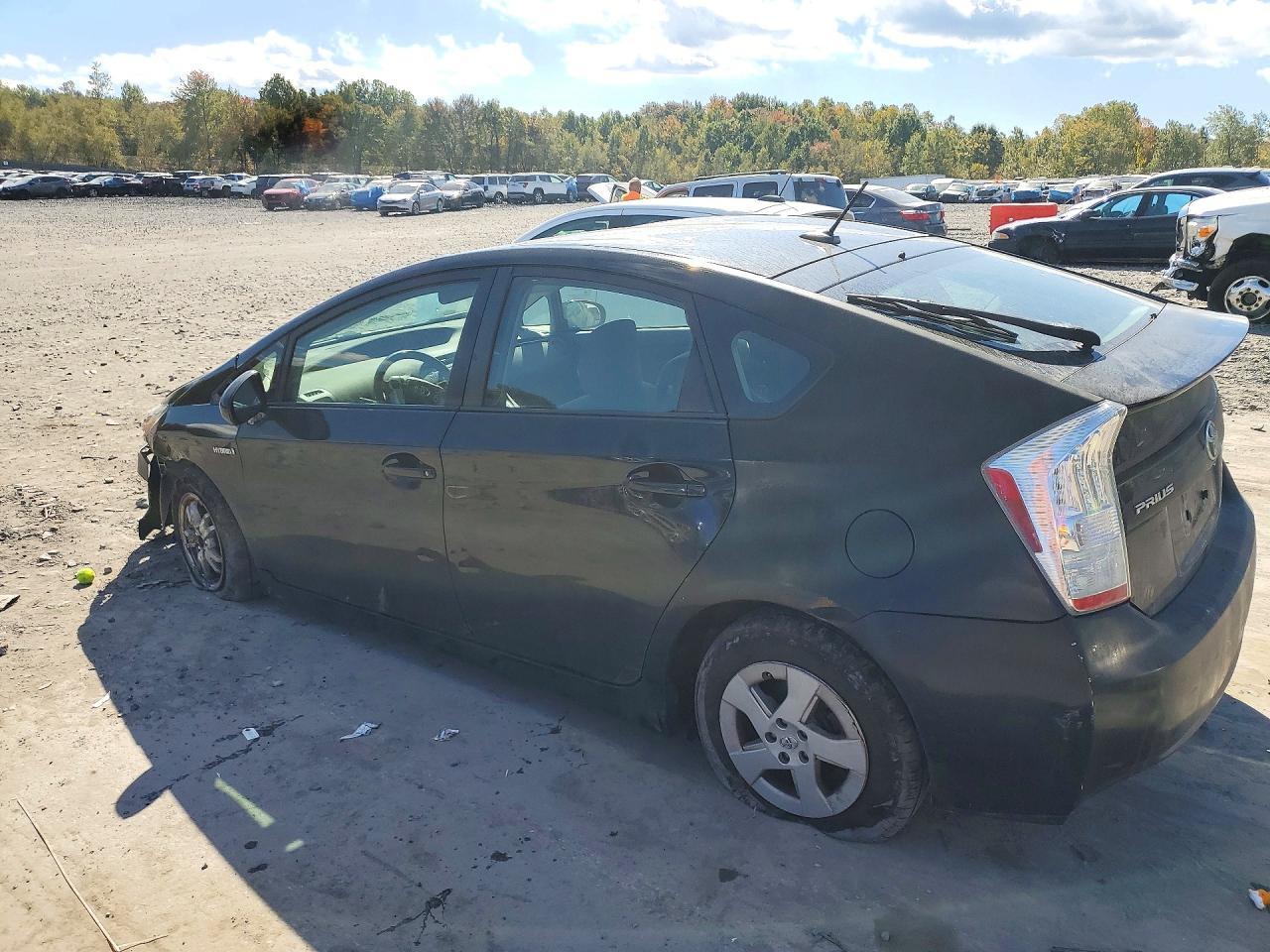 2010 Toyota Prius Ii - Фото 2