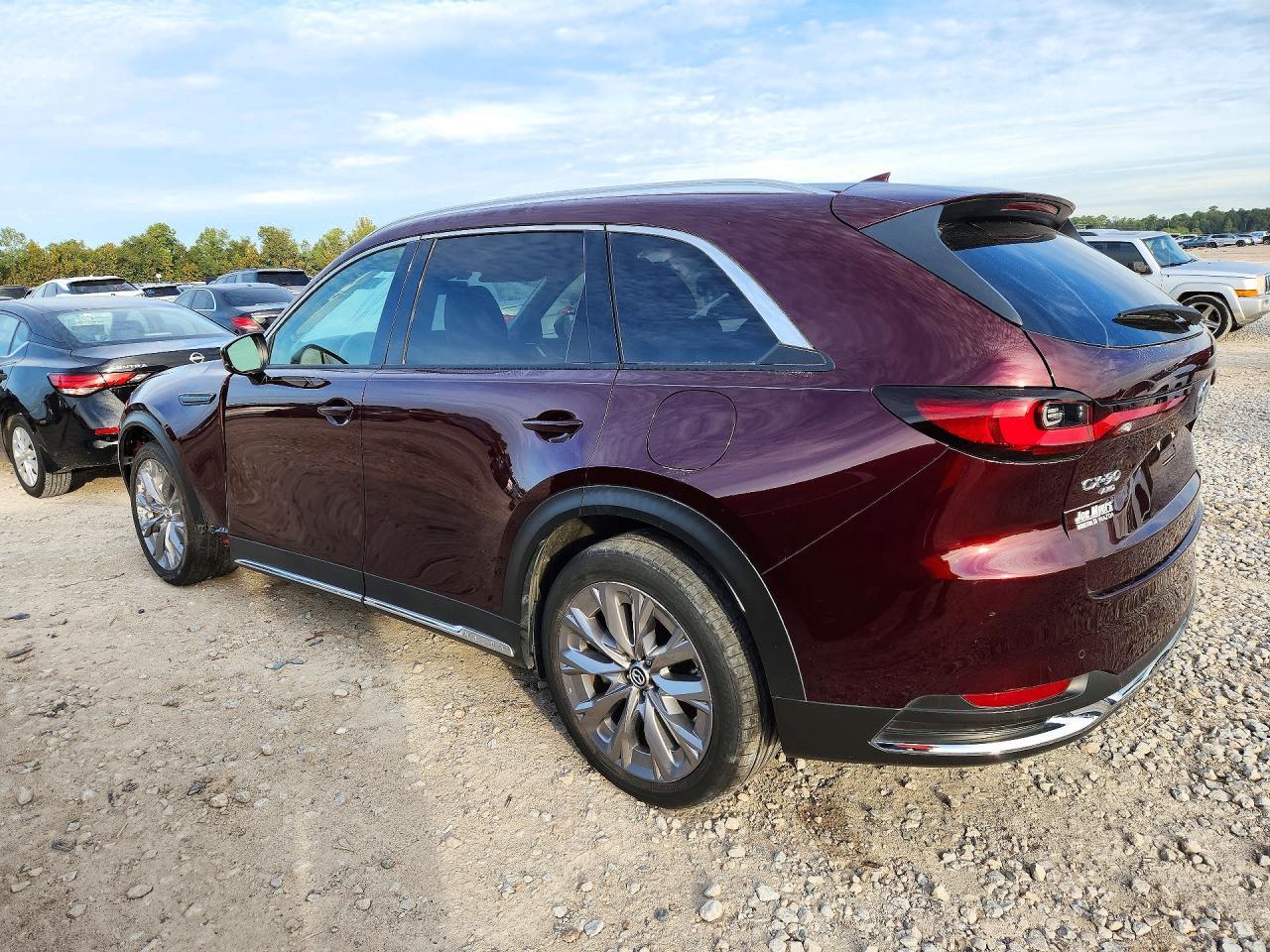 2024 Mazda Cx-90 Premium - Image 2