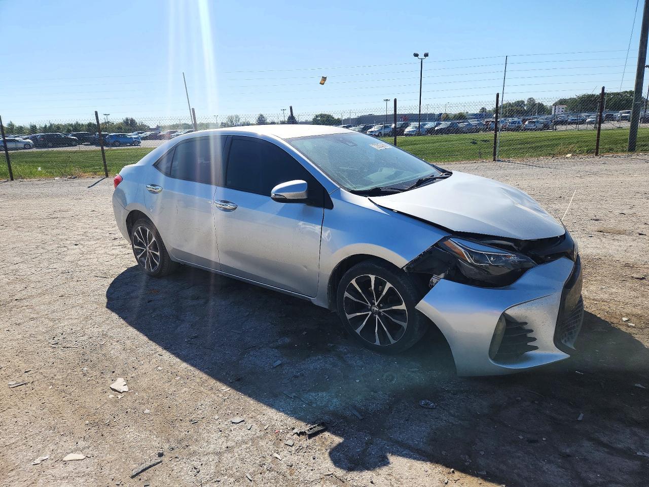 2017 Toyota Corolla Se - Фото 4