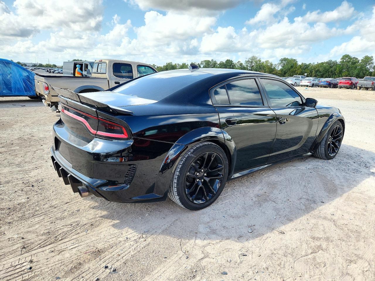 2020 Dodge Charger - Image 3