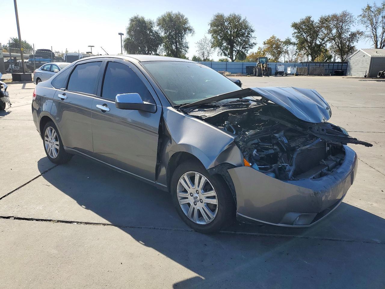 2010 Ford Focus Sel - Image 4