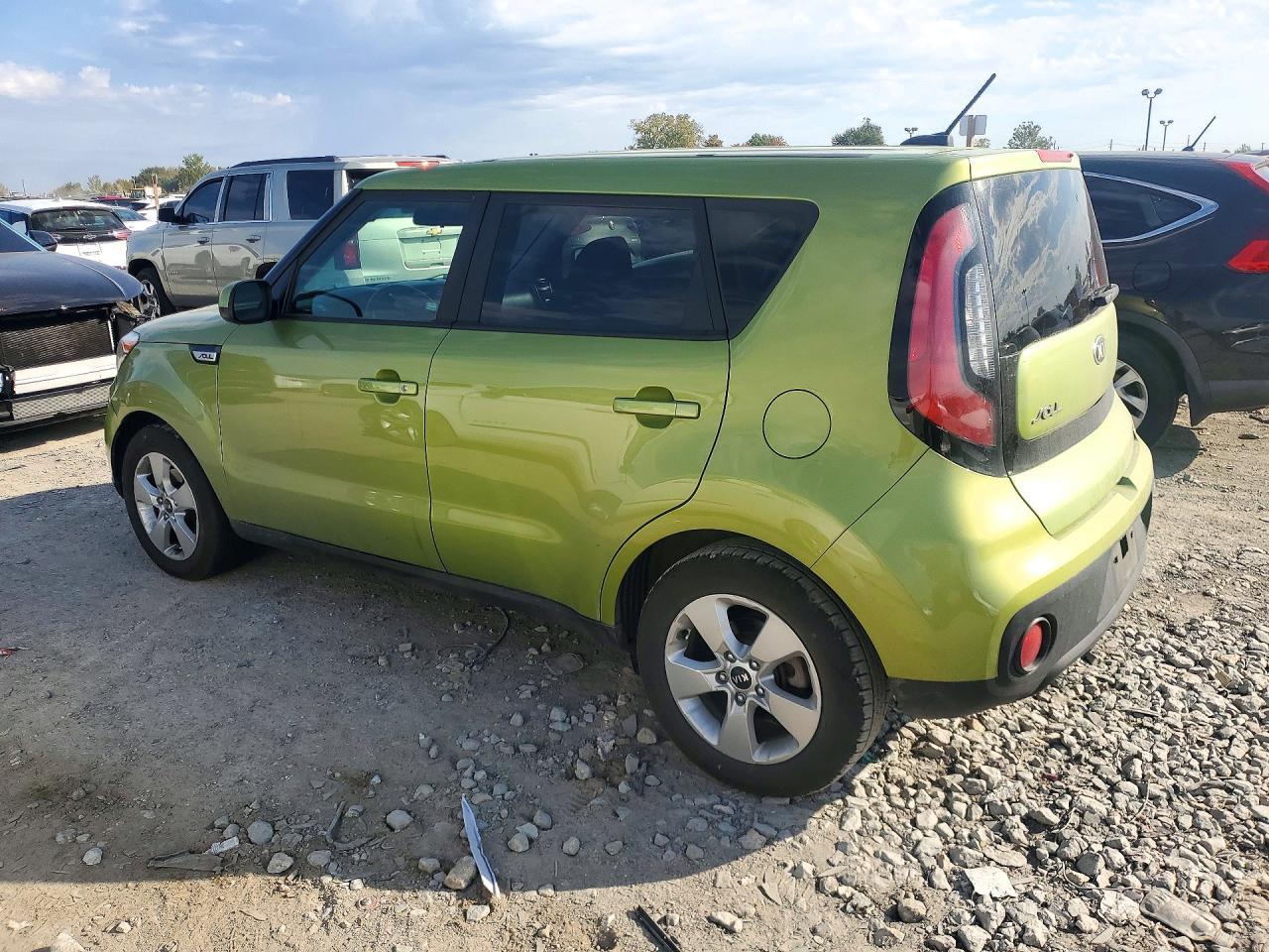 2017 Kia Soul Base - Фото 2