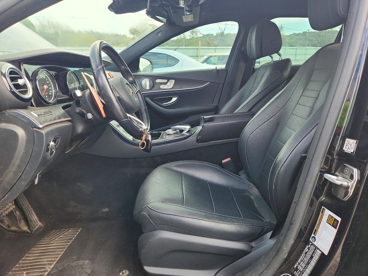 2017 Mercedes-Benz E 300 - Фото 7