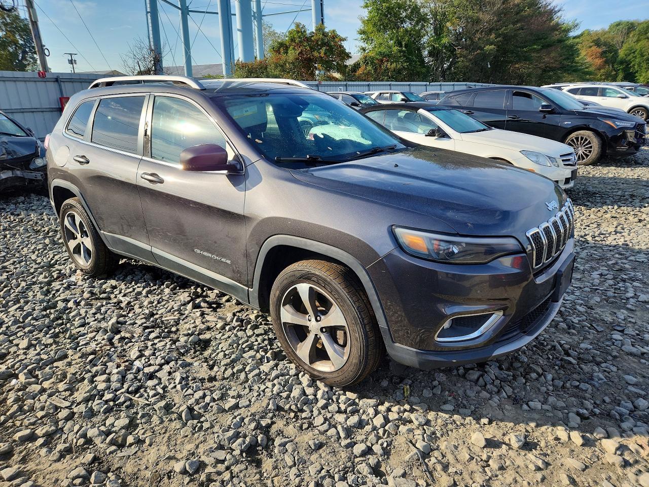 2019 Jeep Cherokee Limited - Image 4
