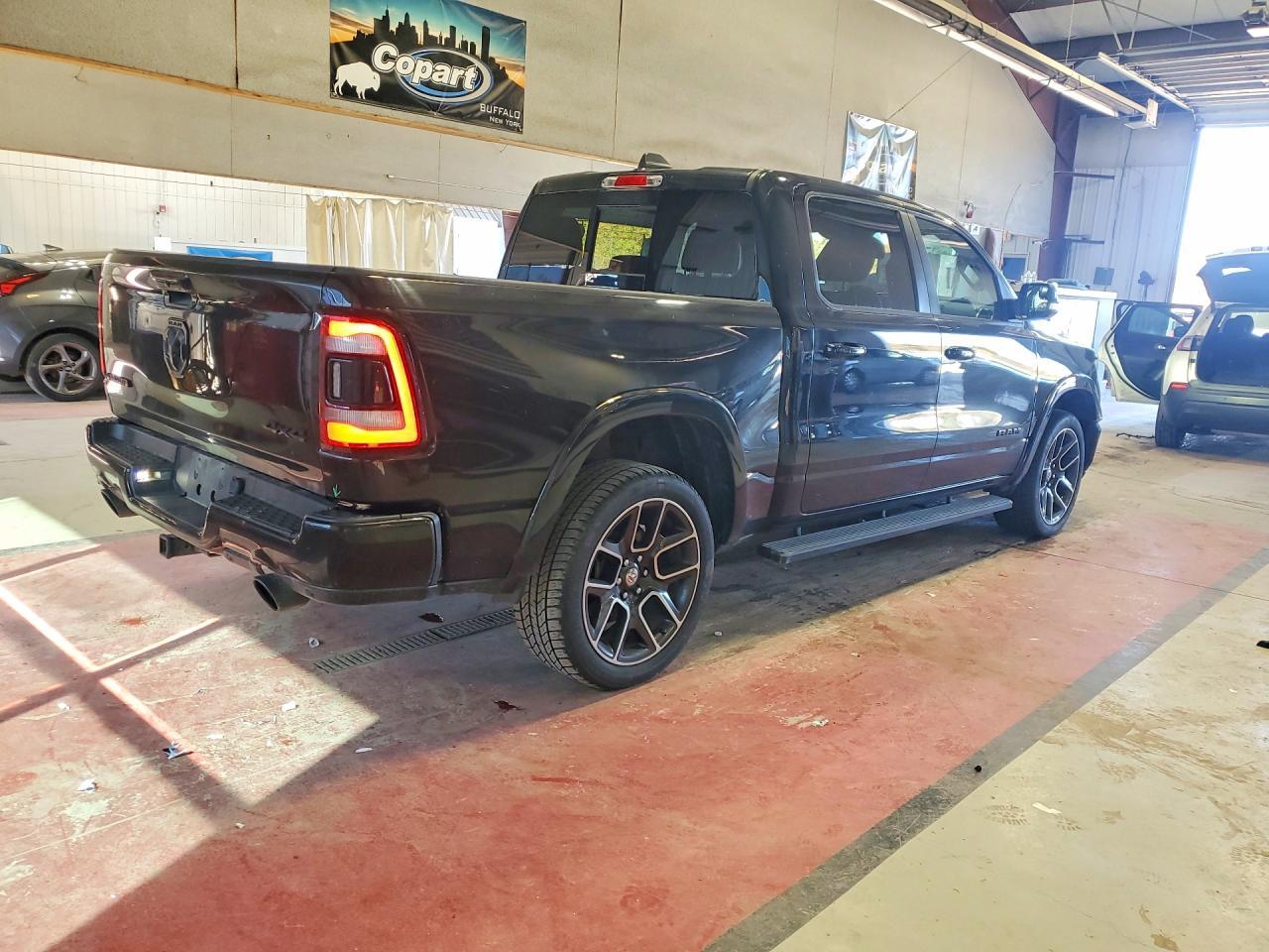 2019 Ram 1500 Laramie - Image 3