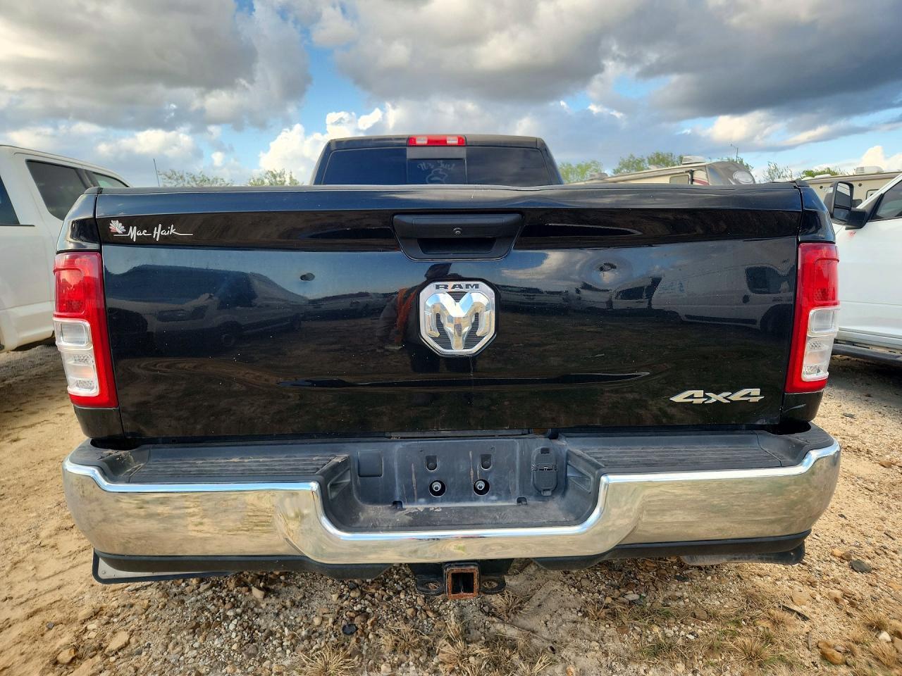 2024 Ram 3500 Tradesman - Фото 6