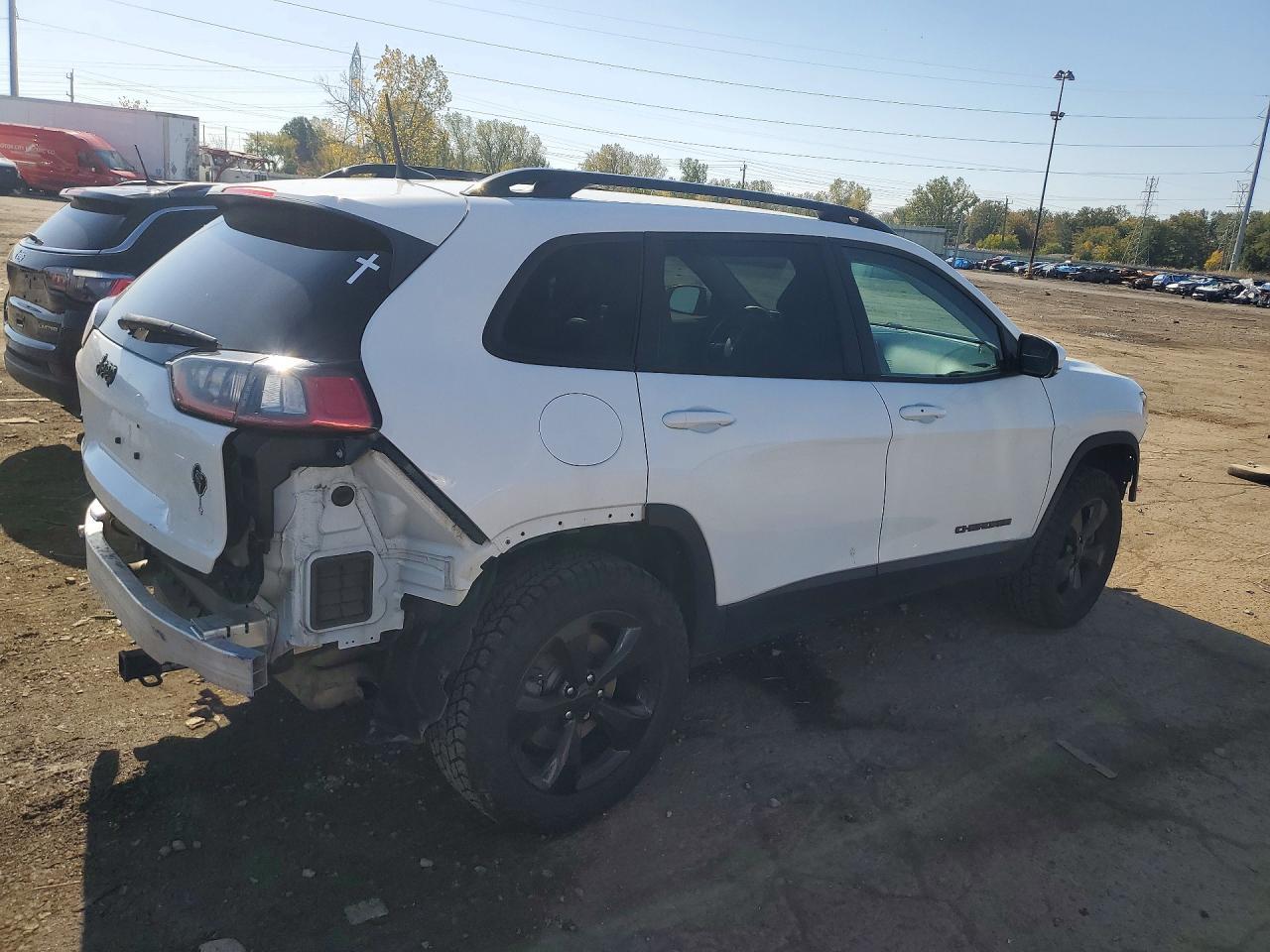 2019 Jeep Cherokee Latitude Plus - Фото 3