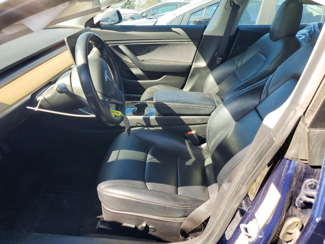 2019 Tesla Model 3 - Image 7