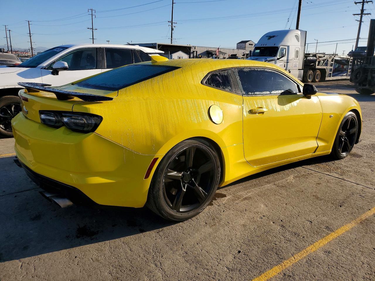 2017 Chevrolet Camaro Ss - Фото 3
