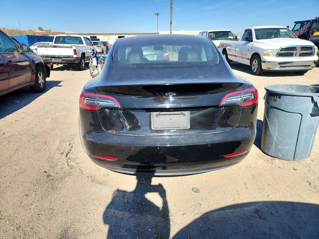 2021 Tesla Model 3 - Фото 6