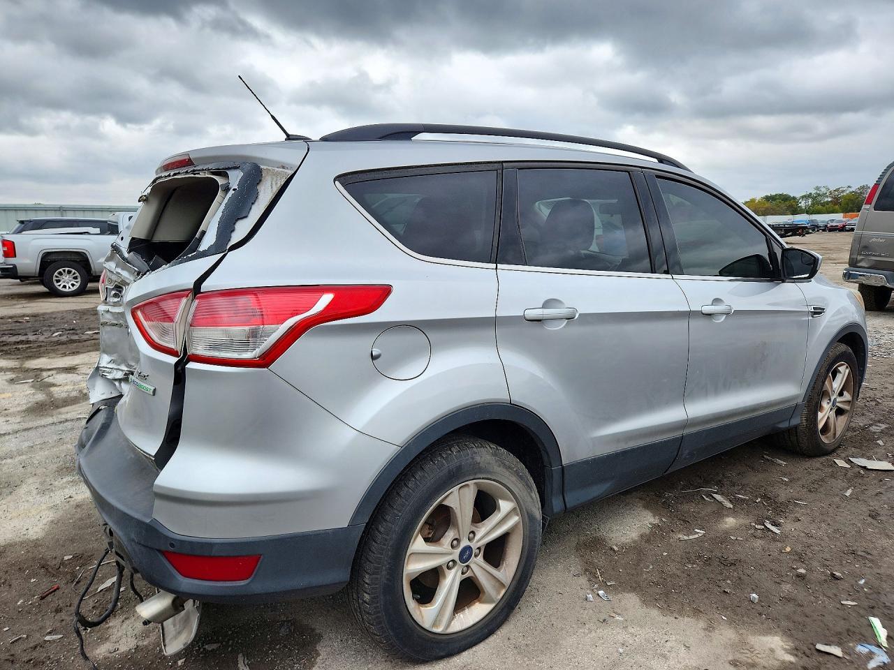 2016 Ford Escape Se - Фото 3