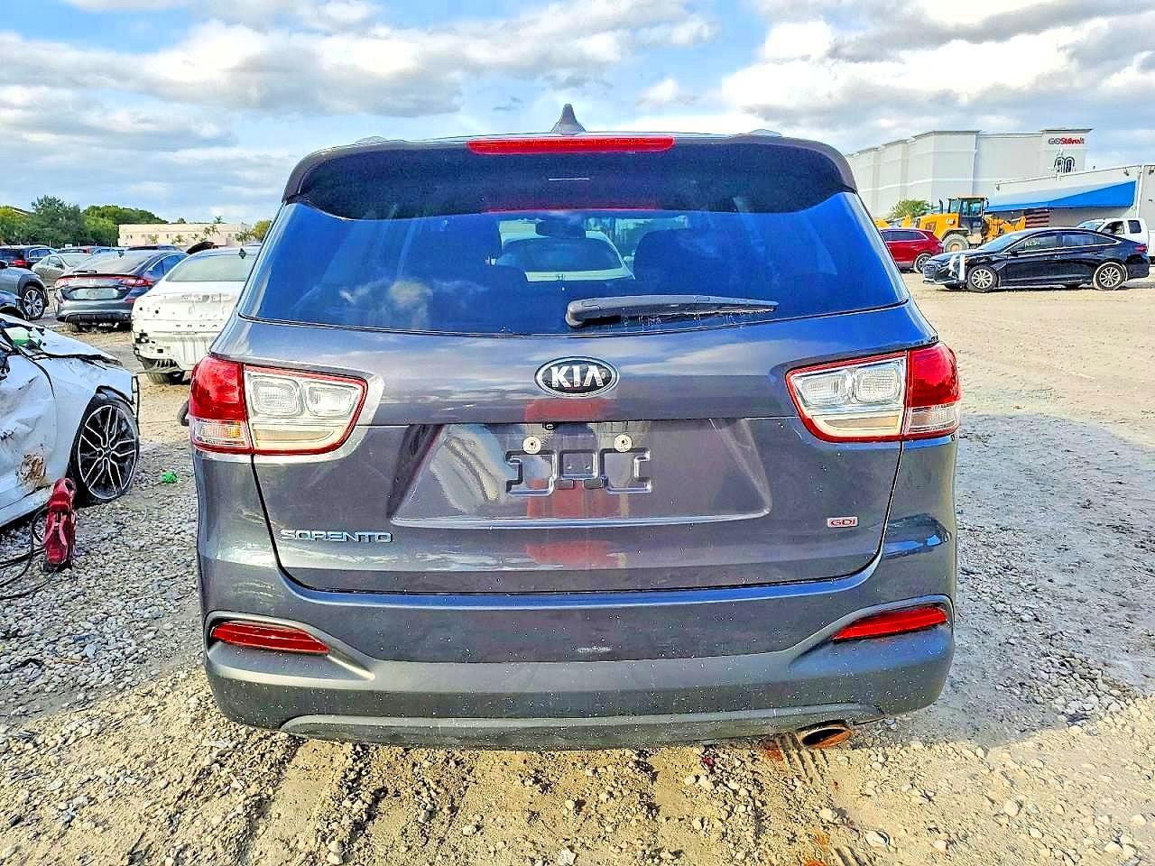 2018 Kia Sorento Lx - Image 6