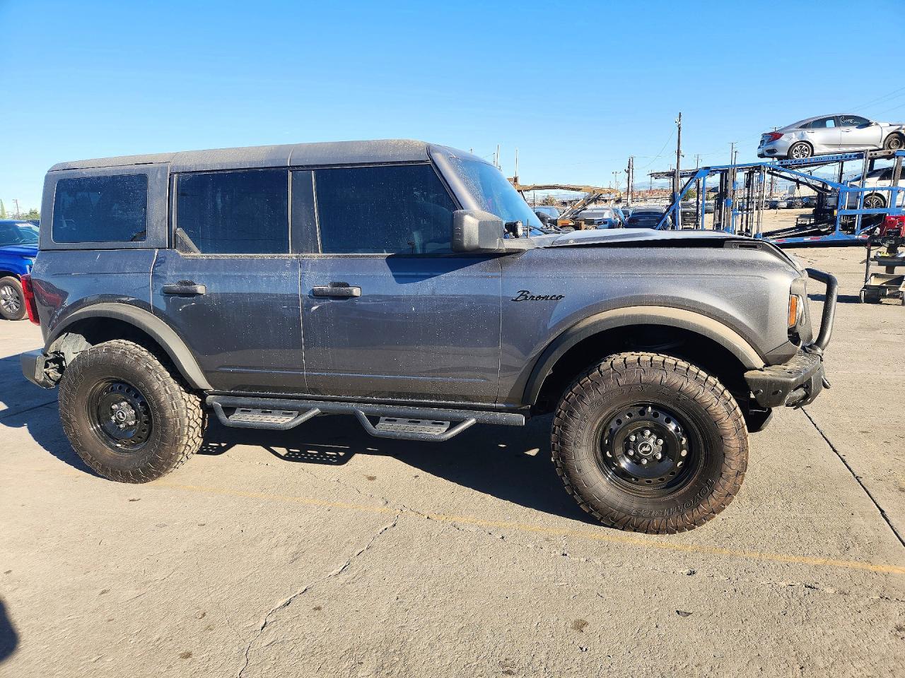 2022 Ford Bronco Base - Image 4