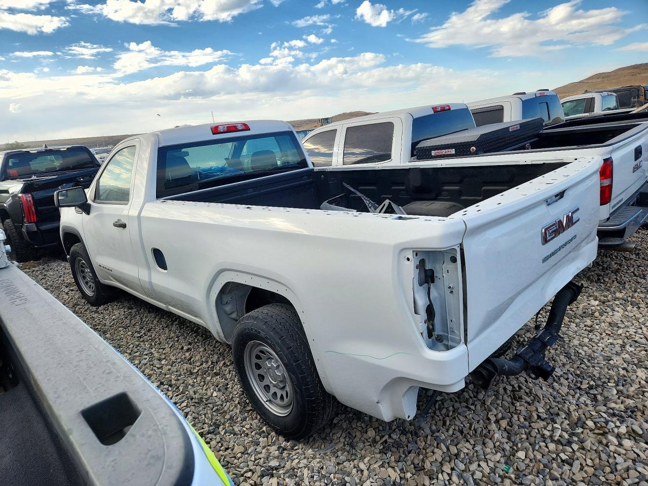 2023 GMC Sierra K1500 - Фото 2