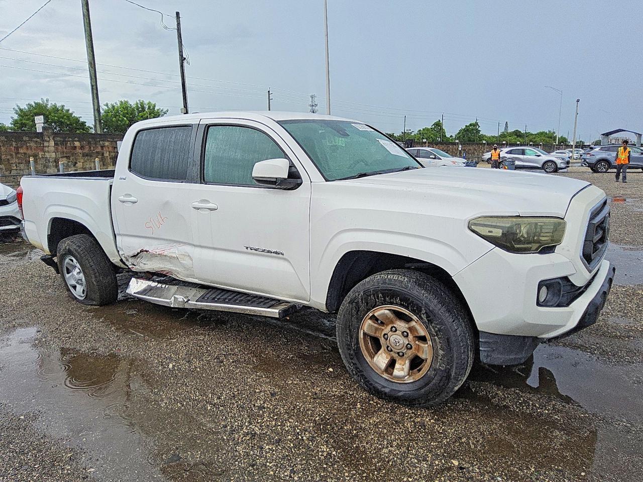 2020 Toyota Tacoma Sr5 - Image 4