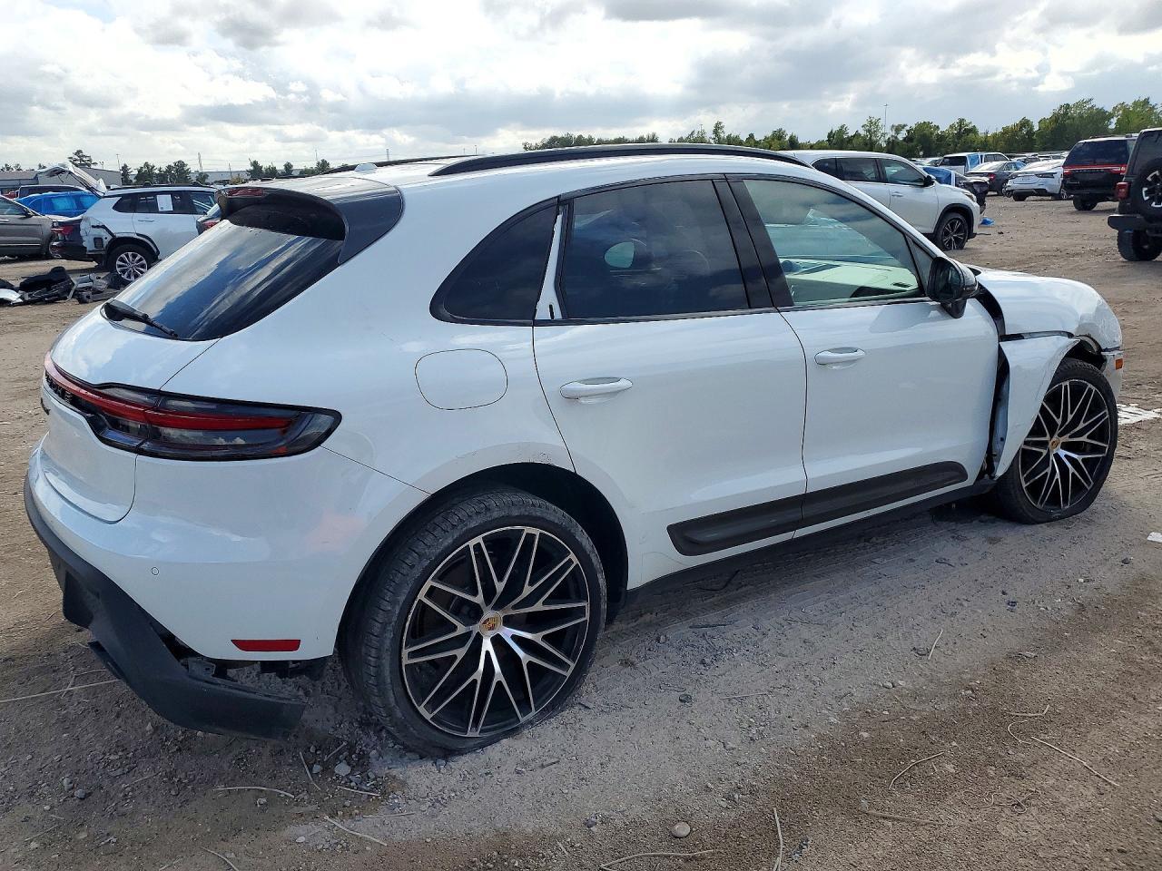 2024 Porsche Macan Base - Фото 3