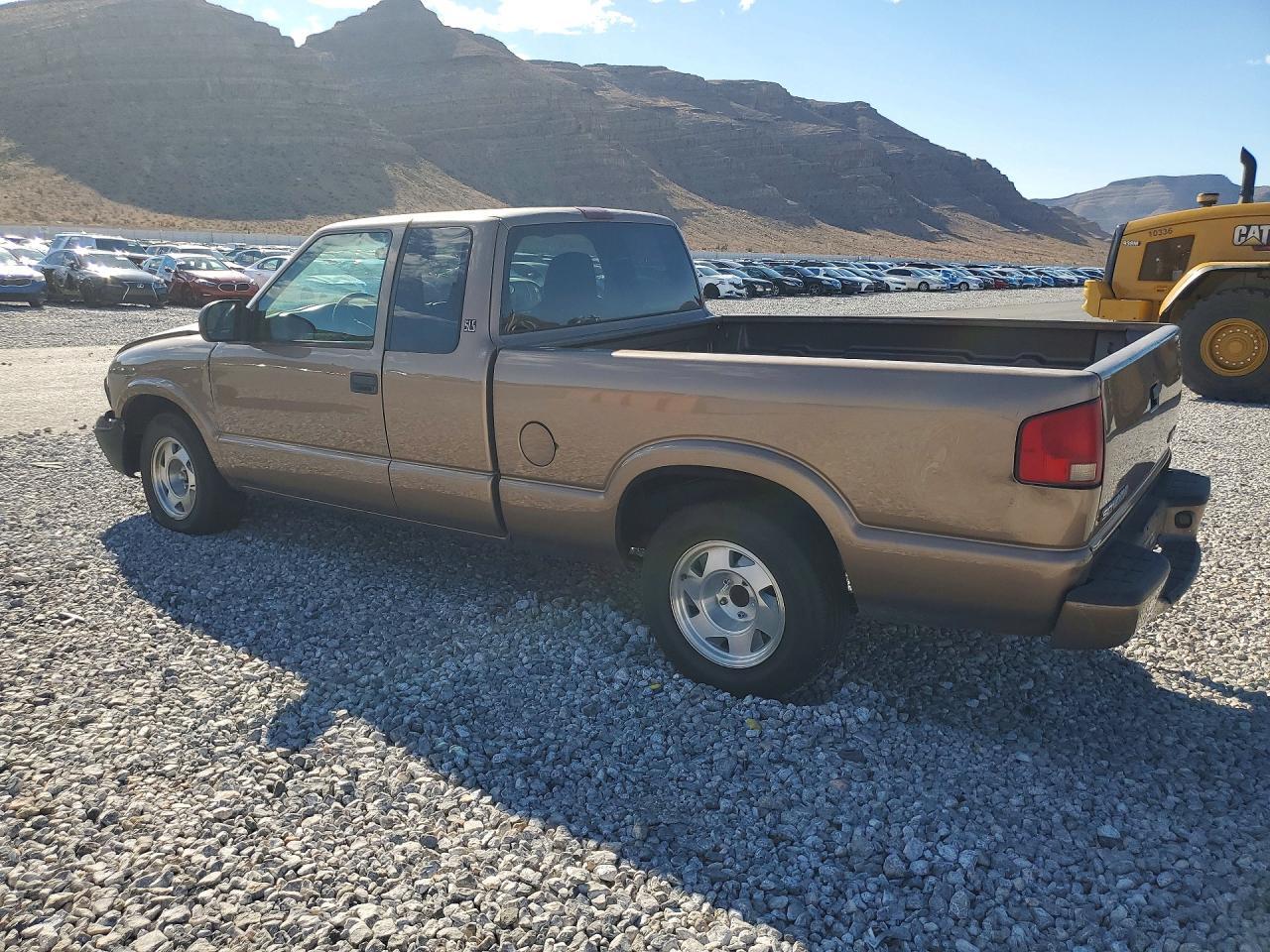 2002 GMC Sonoma - Фото 2