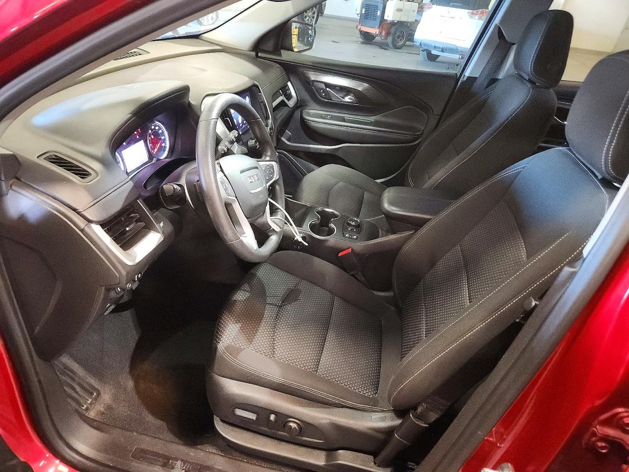 2022 GMC Terrain Sle - Image 7