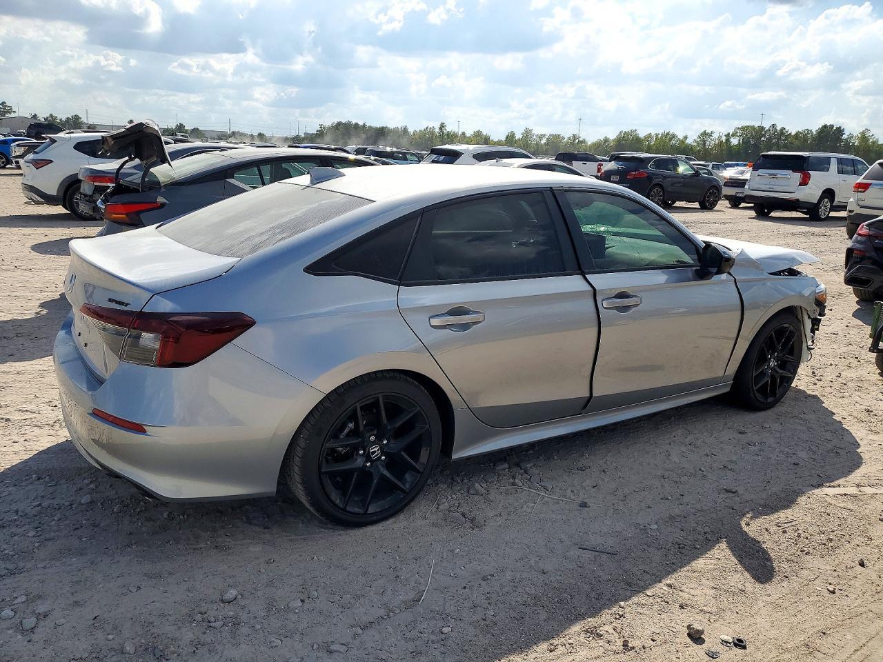 2026 Honda Civic Sport - Image 3