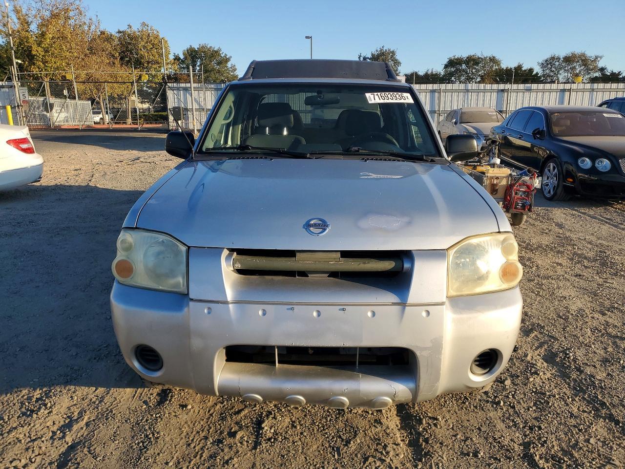 2004 Nissan Frontier Xe-V6 - Фото 5
