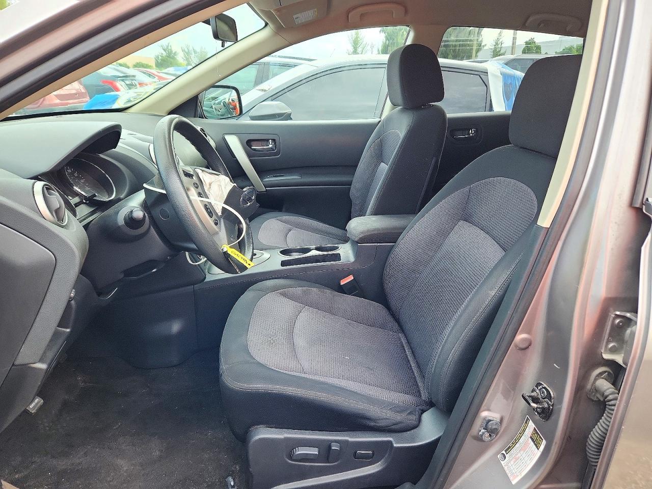 2011 Nissan Rogue S - Image 7