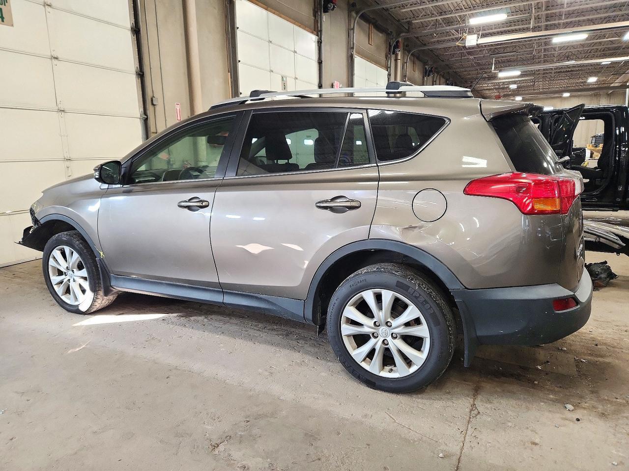 2013 Toyota Rav4 Limited - Фото 2