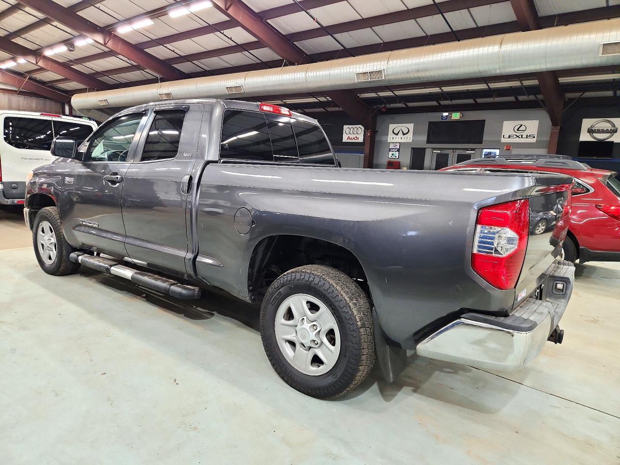 2016 Toyota Tundra Sr5 - Фото 2