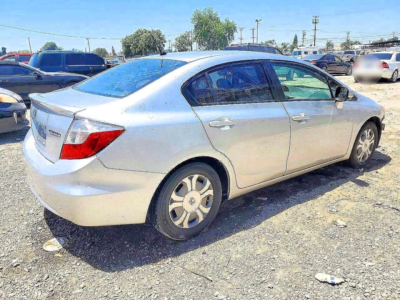 2012 Honda Civic Hybrid - Image 3