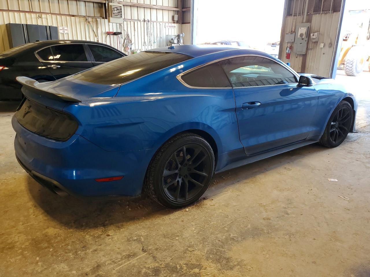 2019 Ford Mustang - Фото 3