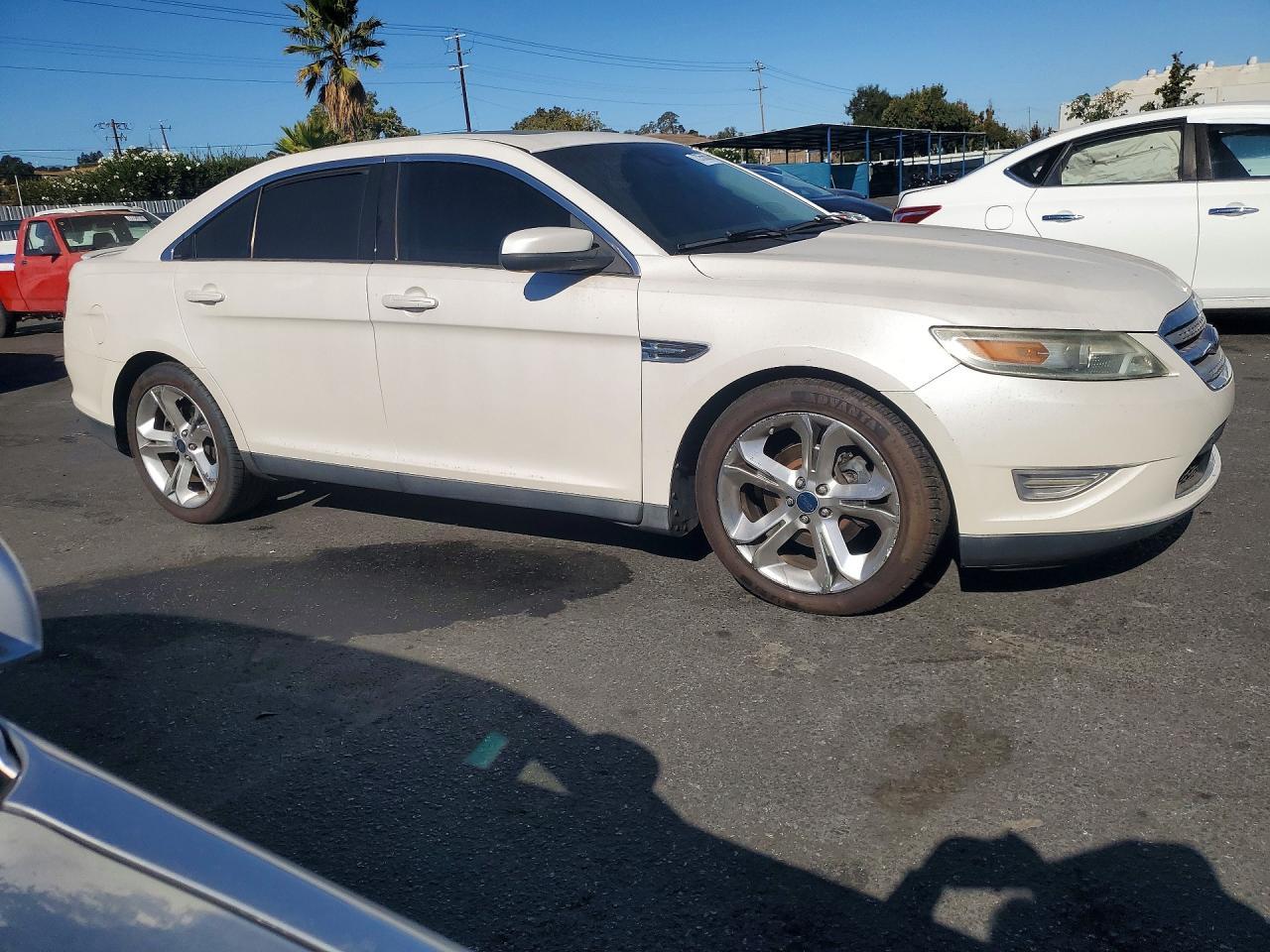 2010 Ford Taurus Sho - Image 4