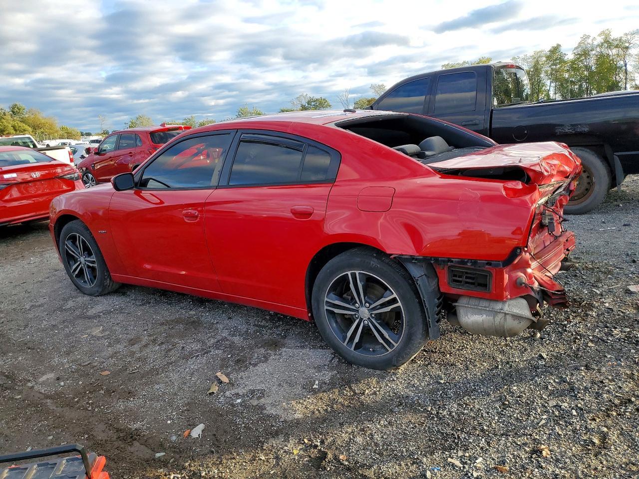 2013 Dodge Charger R - Фото 2