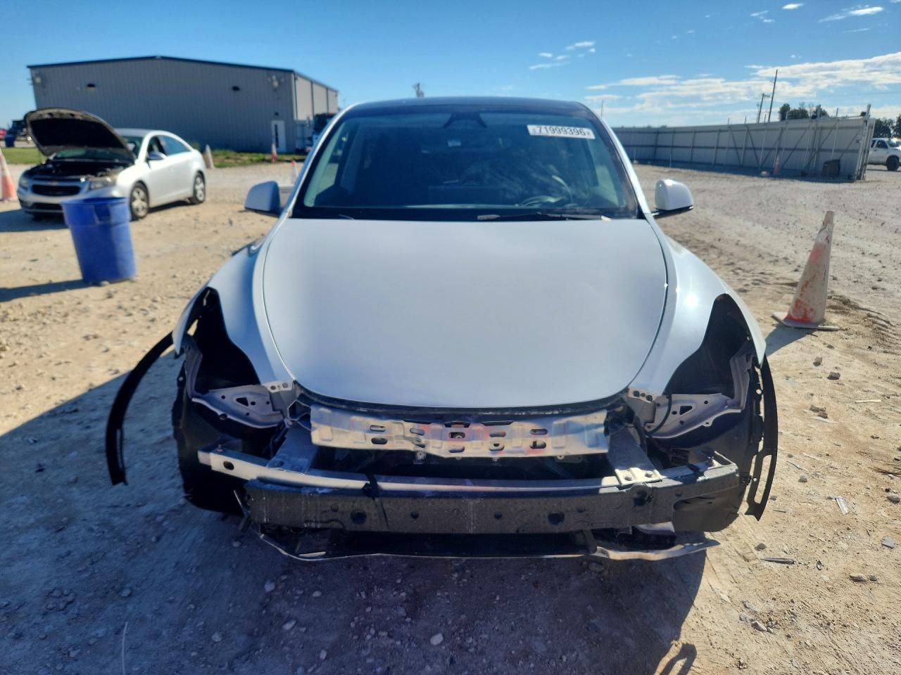 2023 Tesla Model Y - Image 5