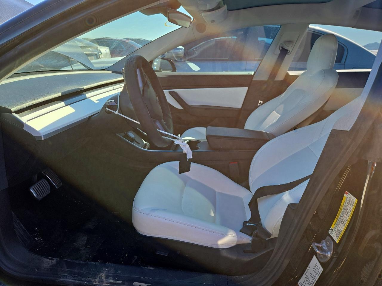 2019 Tesla Model 3 - Image 7